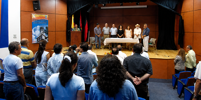 El ganador del XVIII Concurso Nacional de Poesía Eduardo Cote Lamus